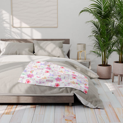 Pastel Fleece Blanket with Cute Pattern, Soft Throw, Home Decor